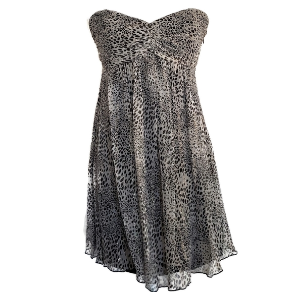Express Dresses & Skirts - Express Strapless Silk Metallic Dress
